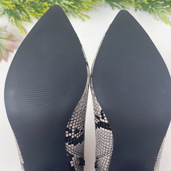 Aqua Women's Marlo Booties Size 9 - Picture 11 of 12